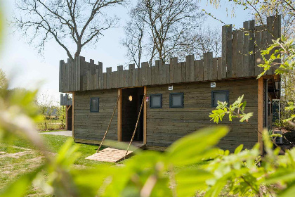 011 Mooi 10 persoons 'Kasteel' op de Zandstuve nabij Hardenberg