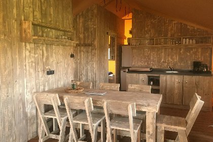 008 Safaritent de luxe