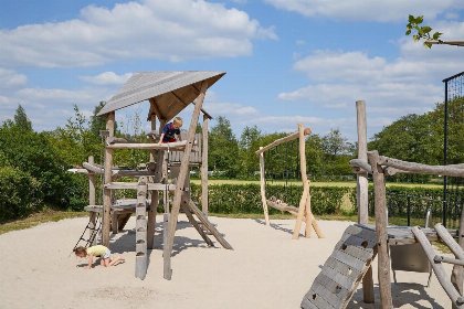 011 Strandchalet met hottub 4 personen