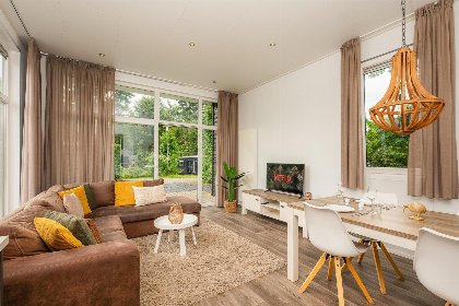 005 Forest doglodge met omheinde tuin en hottub | 4 personen