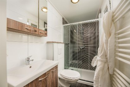 011 Forest doglodge met omheinde tuin en hottub | 4 personen