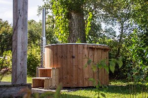 Tiny Cabin met Hottub Tiny Cabin met Hottub