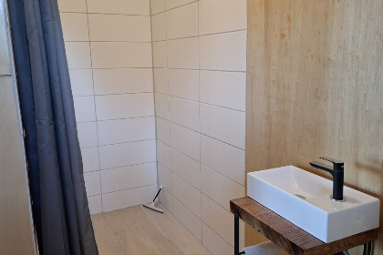 001 Gezellige tweepersoons bungalow op het platteland bij Nationaal Park de Weerribben