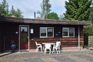 Leuk 4 persoons zomerchalet in mooie omgeving