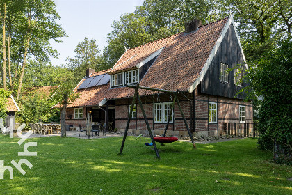 002 Luxe vrijstaande vakantiewoning voor 8 personen