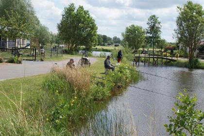 018 Prachtig gelegen 4 persoons chalet nabij Vollenhove en Giethoorn