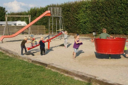 023 Prachtig gelegen 4 persoons chalet nabij Vollenhove en Giethoorn