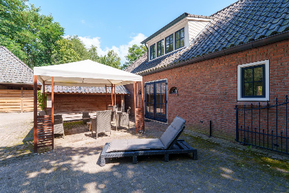 035 Huis te Lande