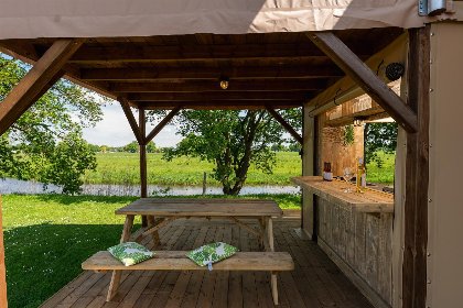 015 Boomhuttent aan de Regge met prive sanitair | 6 pers 015 Boomhuttent aan de Regge met prive sanitair | 6 pers