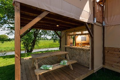 016 Boomhuttent aan de Regge met prive sanitair | 6 pers 016 Boomhuttent aan de Regge met prive sanitair | 6 pers