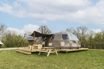 001 Groepsaccommodatie (6x luxe glampingtent) I 28 personen