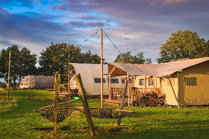 006 Groepsaccommodatie (6x luxe glampingtent) I 32 personen