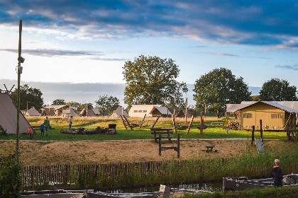 016 Groepsaccommodatie (6x luxe glampingtent) I 32 personen