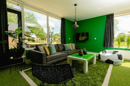 026 Kinderbungalow FC Molke stadion met warme bubbeltub I 6 pers 026 Kinderbungalow FC Molke stadion met warme bubbeltub I 6 pers