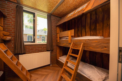 008 Kinderbungalow met warme bubbeltub | 8 personen