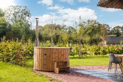 002 Nostalgische vakantieboerderij met hottub | 6 personen