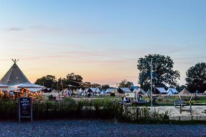 005 Pop up glamping: Buurman's Awajitentje | 2 6 pers