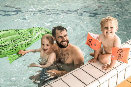 026 Prachtig gelegen 5 persoons boomhut aan het riviertje de Regge in Overijssel