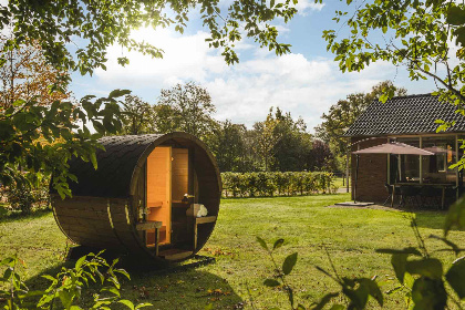 015 Prachtige 6 persoons kinderbungalow met sauna op Vakantiepark Molke