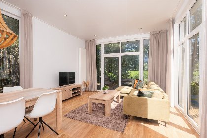 004 River Cabin met bubbeltub | 6 pers 004 River Cabin met bubbeltub | 6 pers