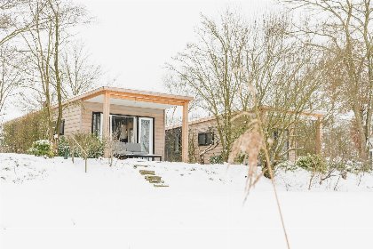 028 River lodge met bubbeltub | 4 pers 028 River lodge met bubbeltub | 4 pers