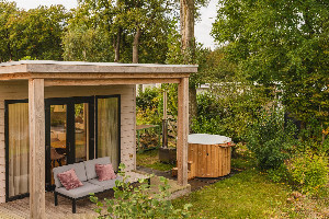River lodge met bubbeltub | 4 personen