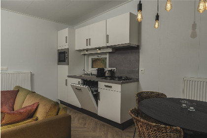 007 River Lodge 'Wellnesshuus' met bubbeltub, sauna, ligbad en sunshower | 2 personen