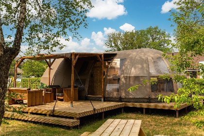 001 Riverdome met prive sanitair | 4 pers