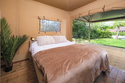 017 Safarisuite met prive sanitair | 5 personen