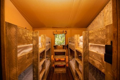 011 Safaritent met prive sanitair | 8 pers 011 Safaritent met prive sanitair | 8 pers