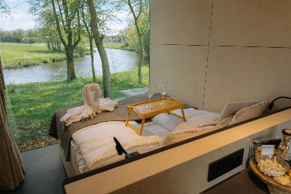 004 Spiegelhuisje aan de Regge met bubbeltub en panoramaview | 2 pers