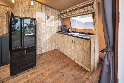 006 Tribe lodgetent met prive sanitair | 6 pers
