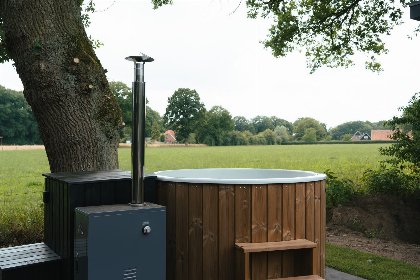 004 Wellness Boutique baby met bubbeltub | 4 pers.   babykamer