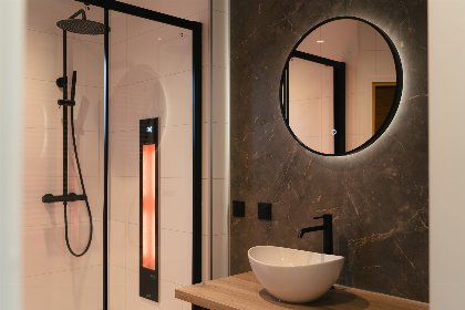 014 Wellness Boutique baby met bubbeltub | 4 pers.   babykamer