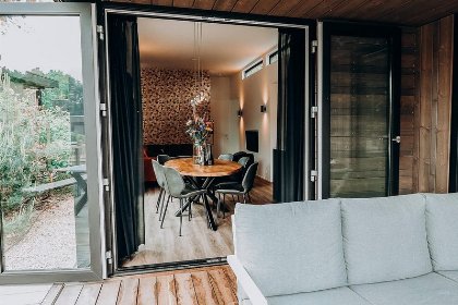 008 4 6 persoons Hottub Lodge