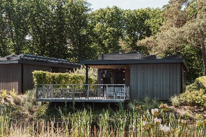 039 4 6 persoons Hottub Lodge