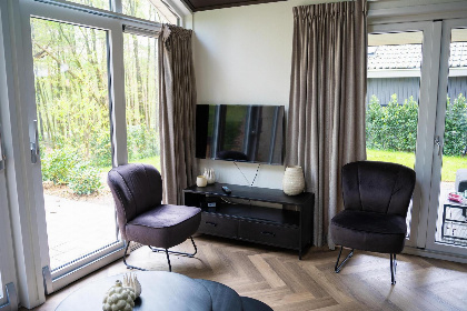 005 Bos Cottage met hottub