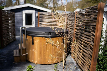 004 Heuvelrug Cottage met hottub (4p)