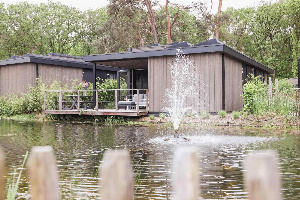 Luxe zespersoons Eco Lodge met Hottub op de Utrechtse Heuvelrug