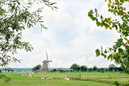 007 Boerderijappartement voor 11 pers. a/d Vecht