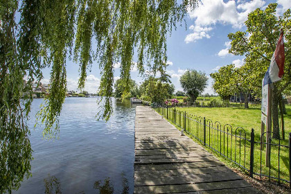 018 Ruime groepsaccommodatie voor 26 personen aan de Vecht