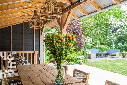 019 Gezellig 10 persoons vakantiehuis met ruime tuin landelijk gelegen vlakbij Domburg