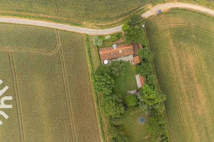 030 Gezellig 10 persoons vakantiehuis met ruime tuin landelijk gelegen vlakbij Domburg