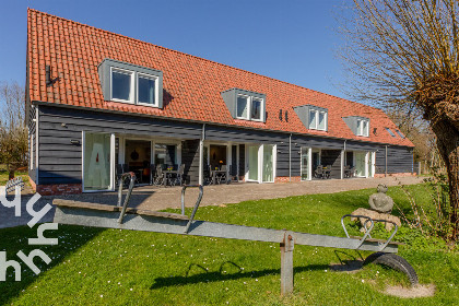 012 Paardenliefhebbers: 4 persoons woning op manege vlakbij strand op ponyhof Aagtekerke