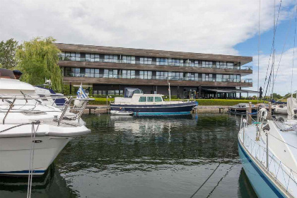 023 Prachtig 4 persoons appartement aan het Veerse Meer