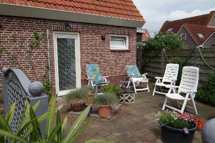 012 Gezellige 4 persoons vakantiewoning met eigen terras in het Zeeuwse Biggekerke