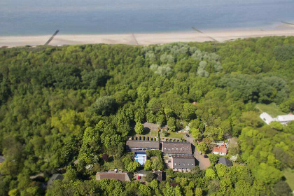 026 Knus 12 persoons villa met prive zwembad in Biggekerke