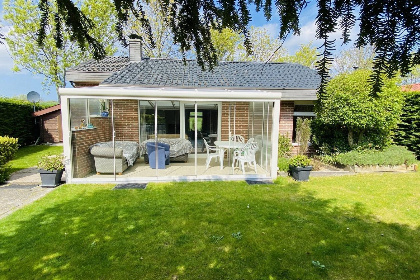 003 VZ527 Vakantiebungalow Brouwershaven