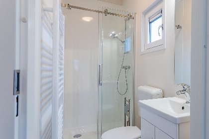 016 Chalet Schelp   Camping Duinhoeve Zeeland | omheind en licht | Maireweg 7