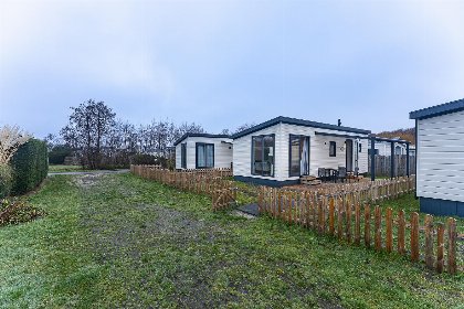 020 Chalet Schelp   Camping Duinhoeve Zeeland | omheind en licht | Maireweg 7